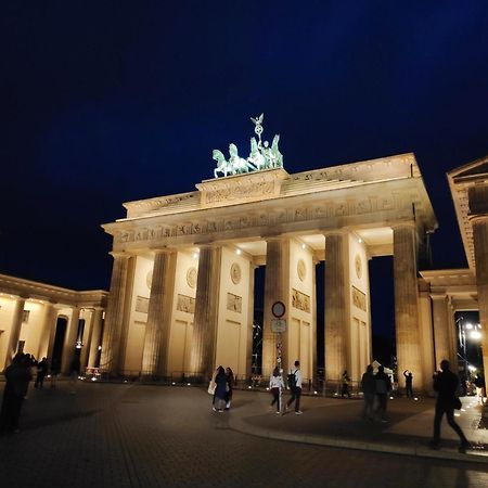 Mini-Apartment Ruhig Und Verkehrsguenstig In Berlin Kültér fotó